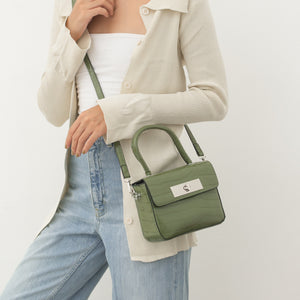 VIVIENNE